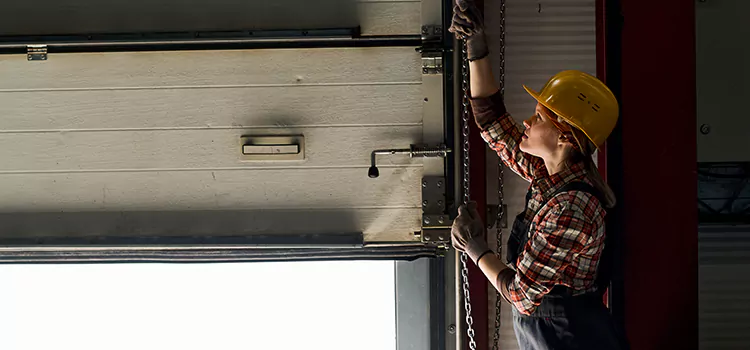 Addressing Common Garage Door Stoppage Issues in DeLand, FL