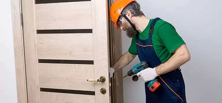 Replace Internal Door Handle with Lock DeLand